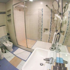 Twin Room Bathroom